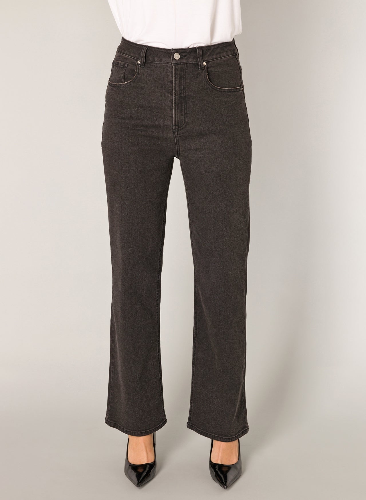 Base Level "Amy"  High Rise Wide Leg Denim Jeans in Black