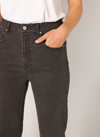 Base Level "Amy"  High Rise Wide Leg Denim Jeans in Black