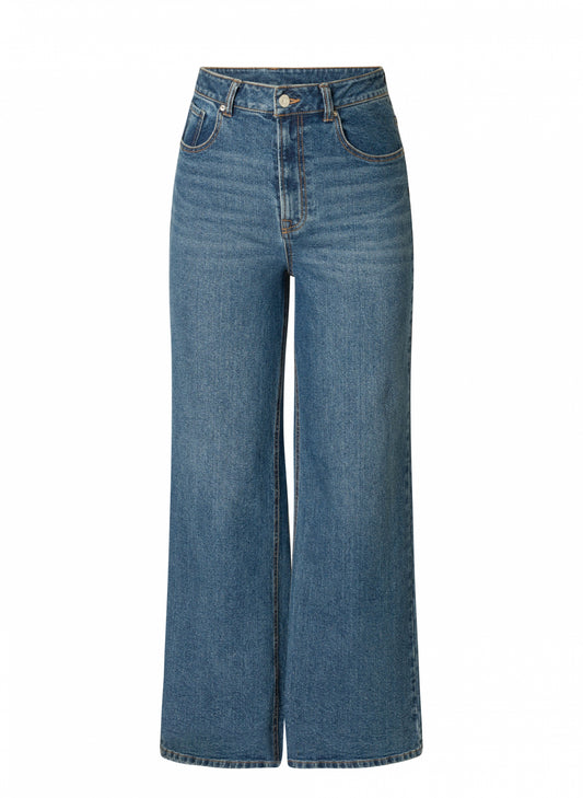 Base Level "Amy" High Rise Wide Leg Denim Jeans in Mid Blue