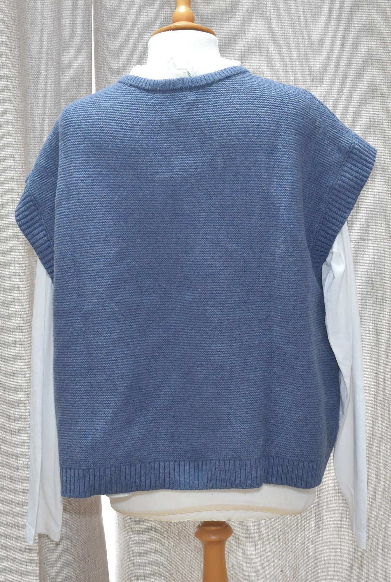 Woolovers Edge to Edge Waistcoat in Denim Marl