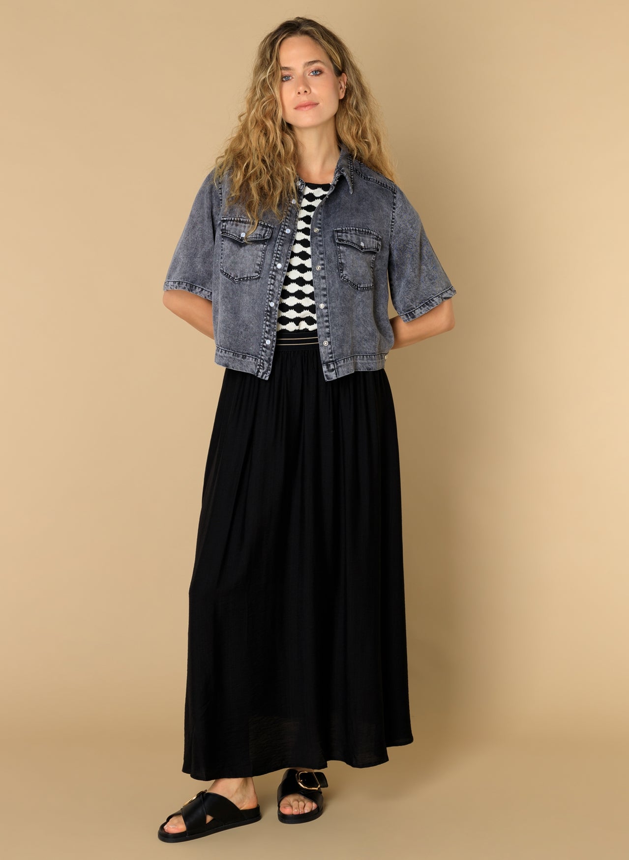 Ivy Beau "Elinor" Regular Fit Skirt in Black