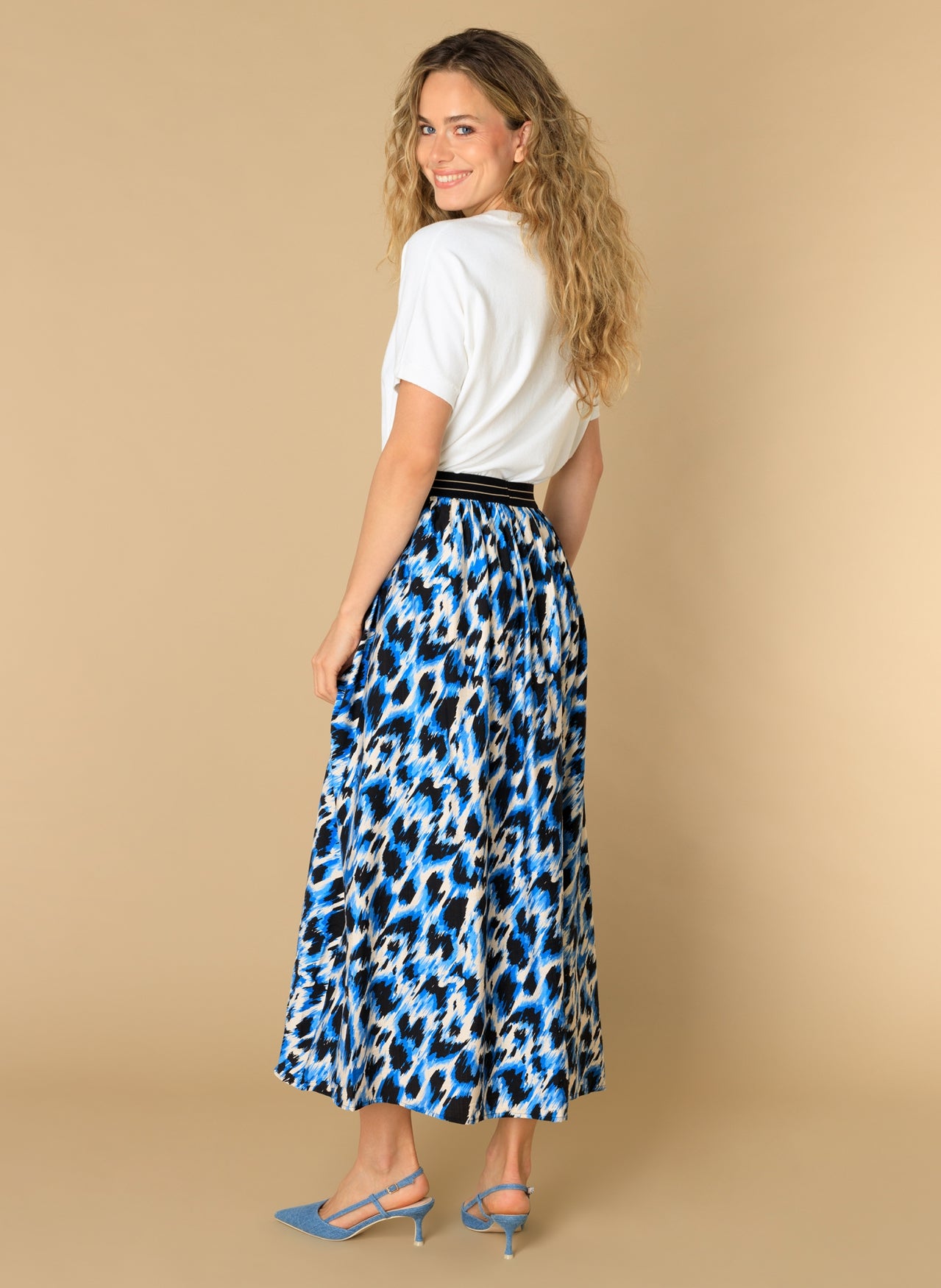 Ivy Beau "Elinor" Regular Fit Skirt in Multi Brilliant Blue