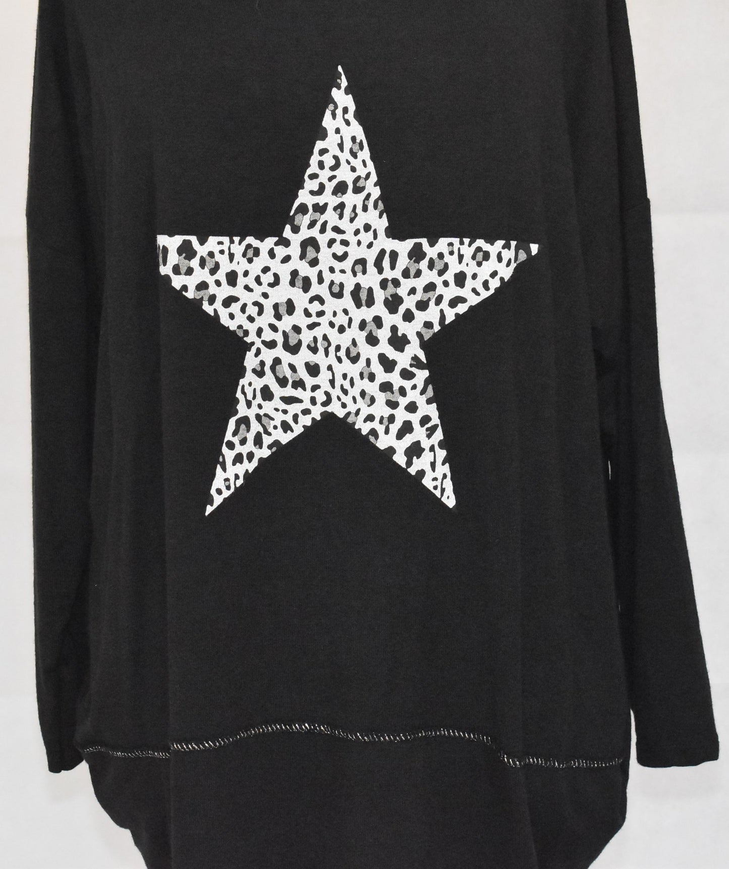 Made In Italy Leopard Print Star Graphic Oversized Top Black One Size 12-22