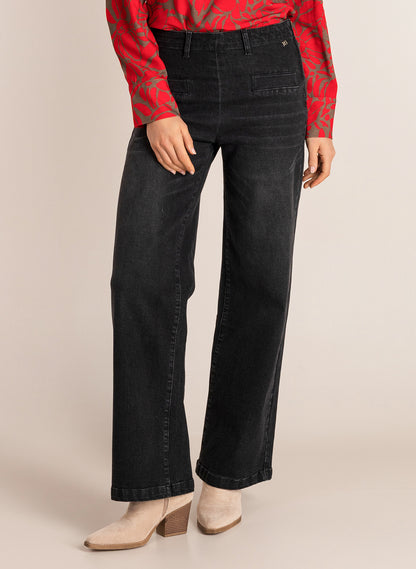 Ivy Beau "Sera" Denim Black Wide Leg Jeans in Various Sizes