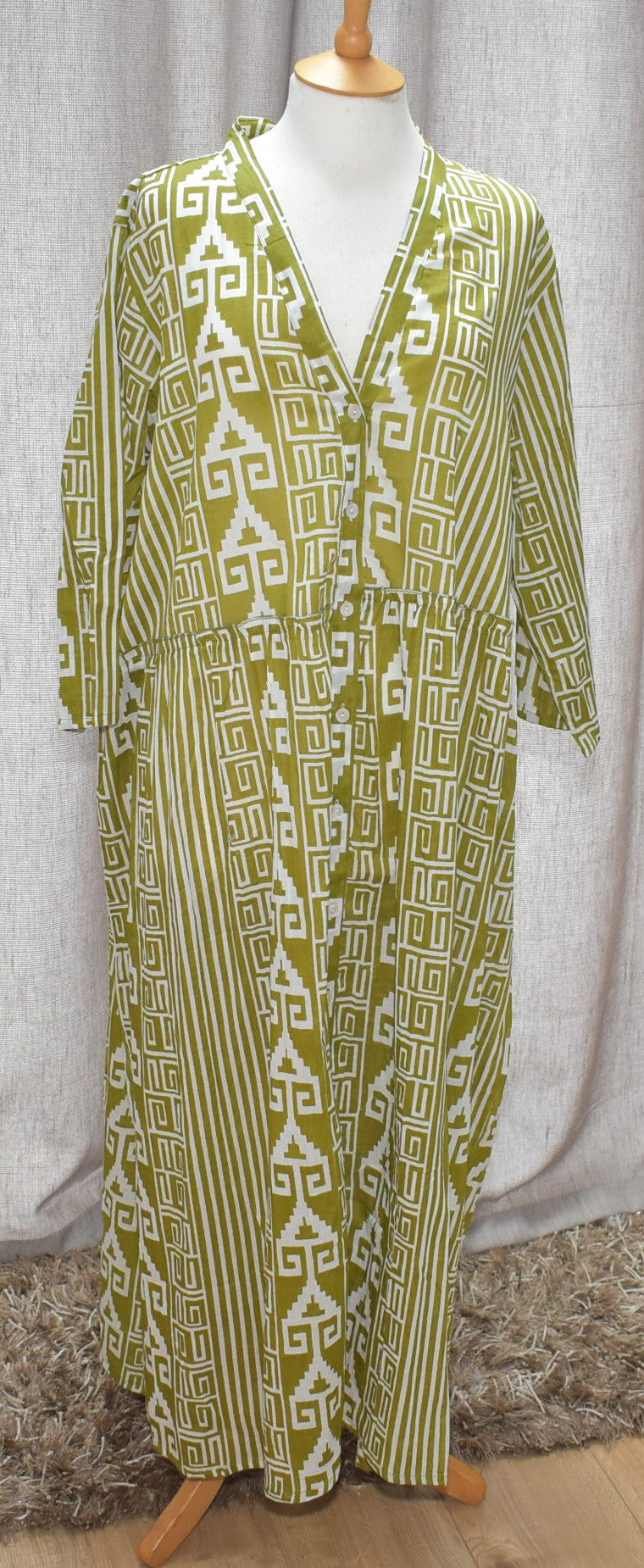 Stelle Geometric Stripe Pattern Front Button Detail Cotton Dress in Khaki One Size 16-24