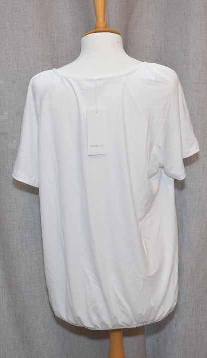 Base Level "Yona" Short Sleeve Top in White